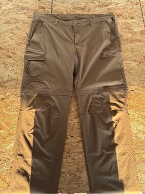 Columbia Men's Tan Cargo Convertible Pants